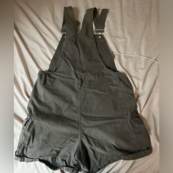 Vintage Overalls- Women’s Illegal Jeans - Picture 3 of 5